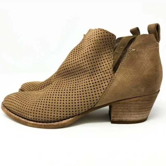 Dolce Vita Sonya Perforated Split Shaft Suede Leather Ankle Booties - Size 6.5 - Picture 3 of 10